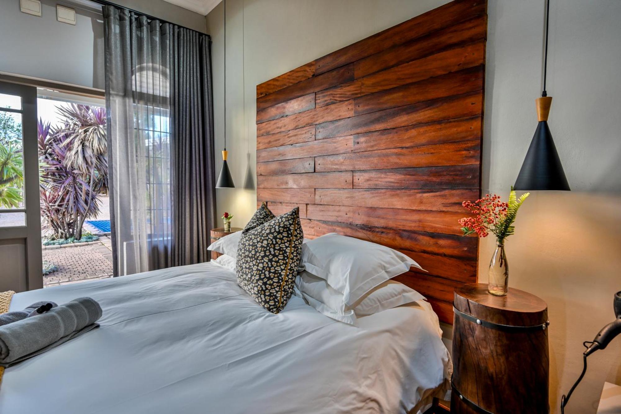 Blue Rain Guest House Bloemfontein Extérieur photo
