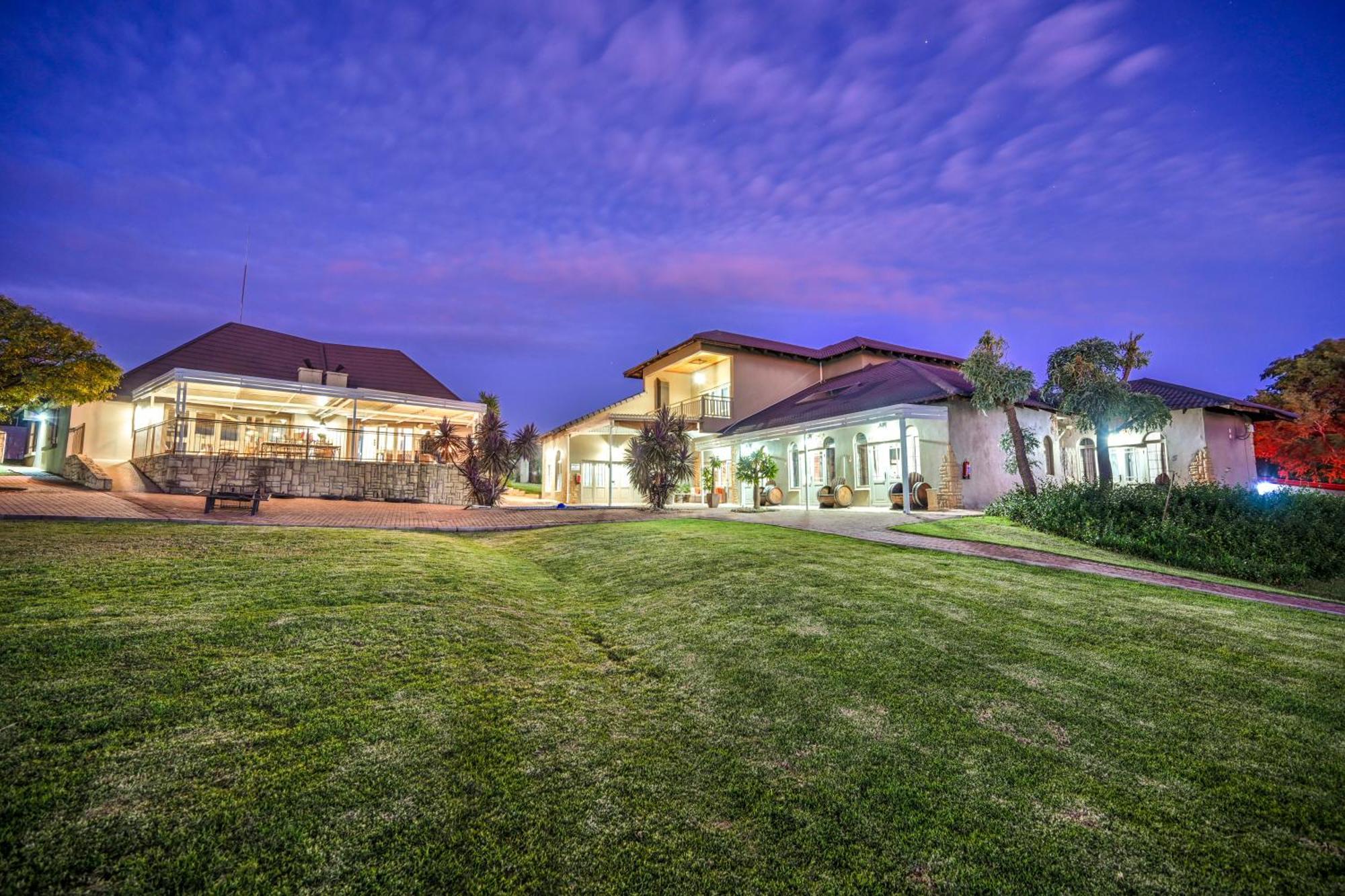 Blue Rain Guest House Bloemfontein Extérieur photo